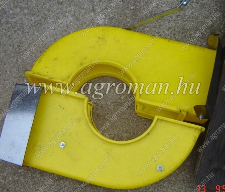 Adapter SORSZÓRÓ ADAPTER Műtrágyaszóróhoz