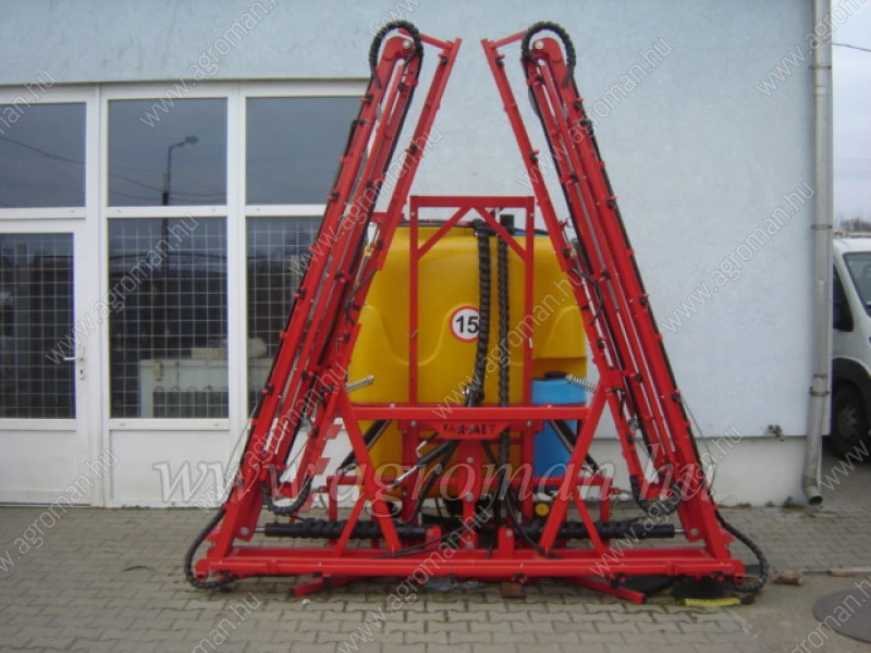 P328 Szántóföldi permetező 800-1000LI